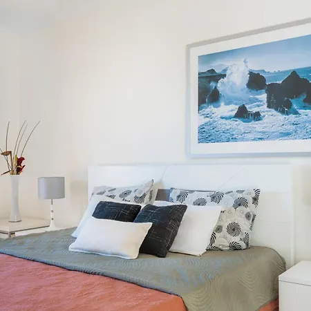 New Portola House By Ymr Holiday home