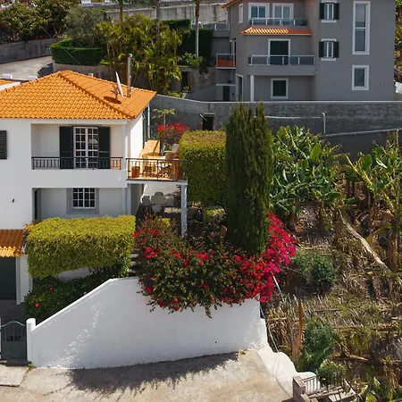 New Portola House By Ymr Tabua (Madeira)