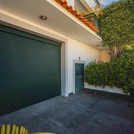 New Portola House By Ymr *